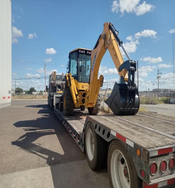 Step Deck, excavator