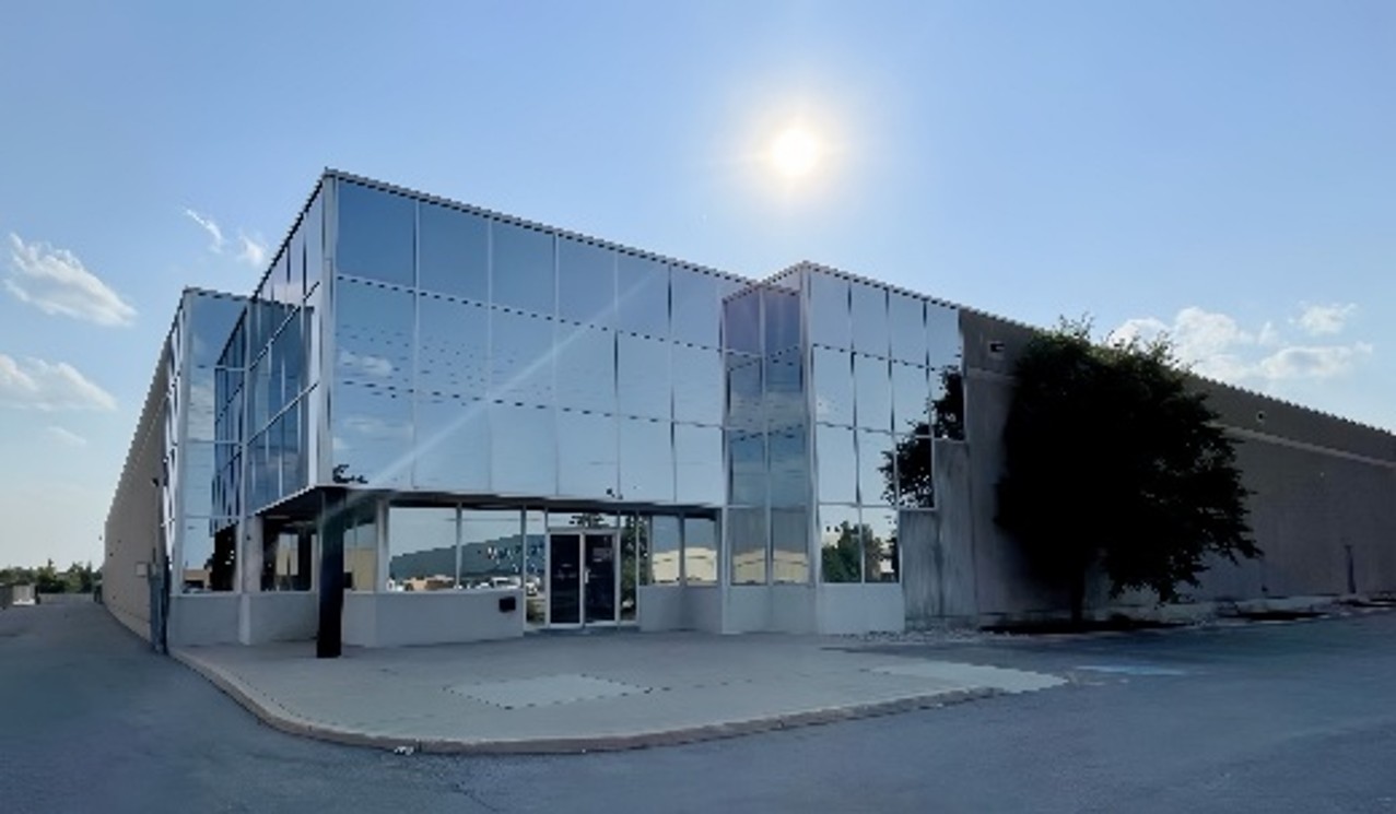 Toronto Warehouse 1, Canada